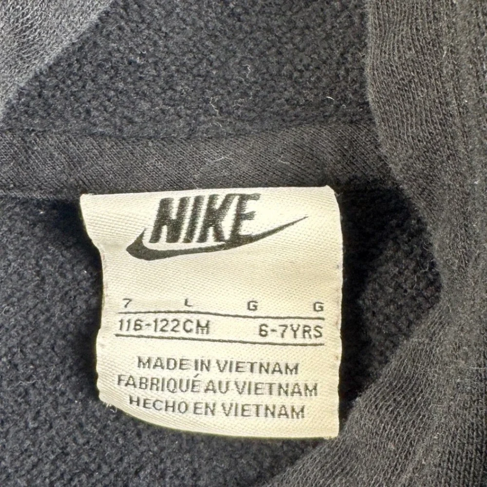 Nike Kids Pullover‎ Hoodie Sweatshirt Black Graphic Logo Size 6-7 Years